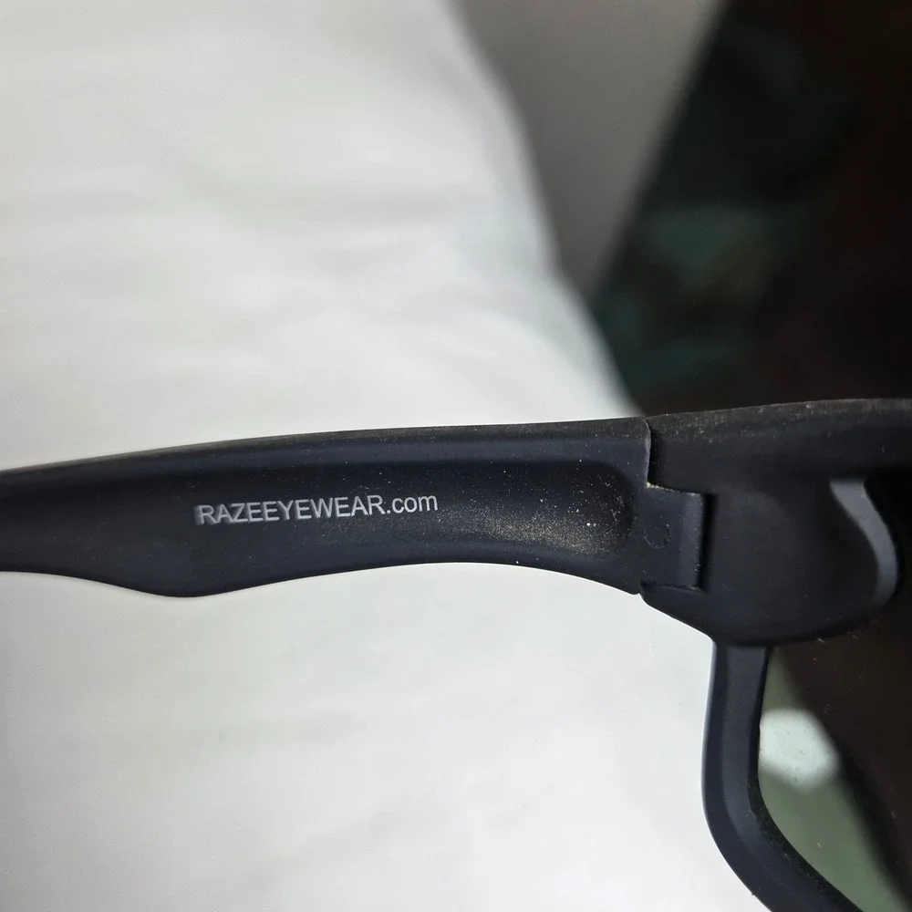 Raze Eyewear Polarized Sunglasses Matte Black Sport UV400 TAC Glare Reducing NEW